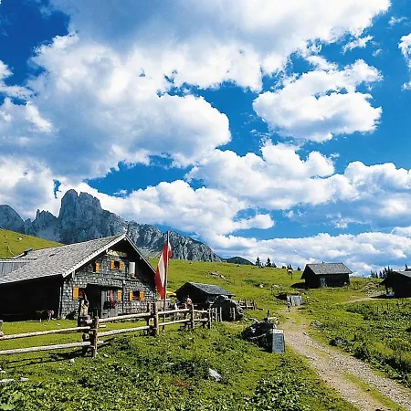Picturesque Apartment In Thomatal Salzburg Near Forest Apartman
